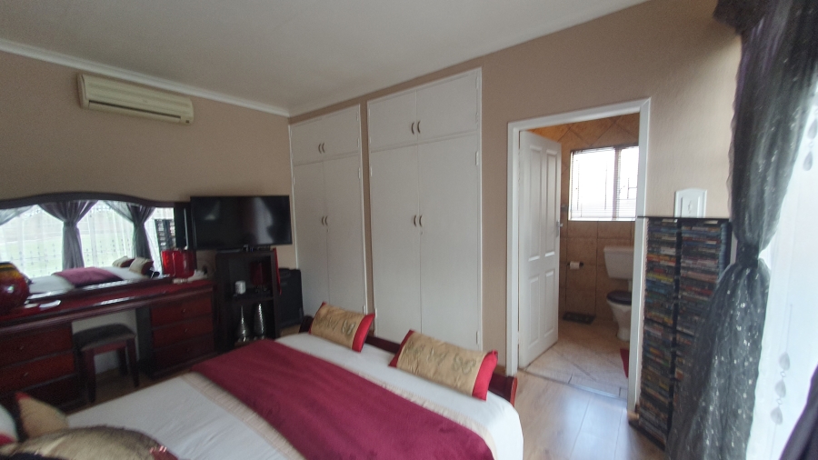 3 Bedroom Property for Sale in Lambton Gauteng