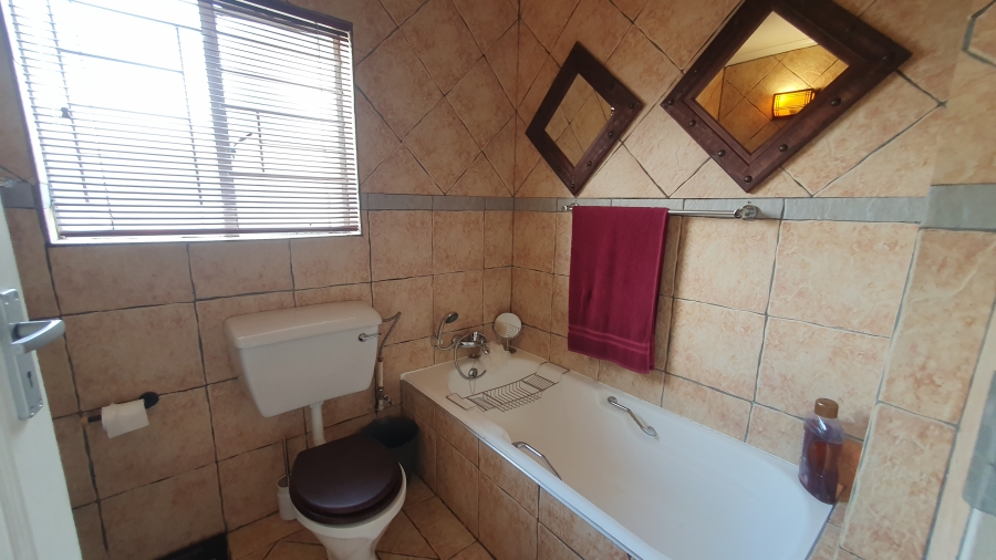 3 Bedroom Property for Sale in Lambton Gauteng