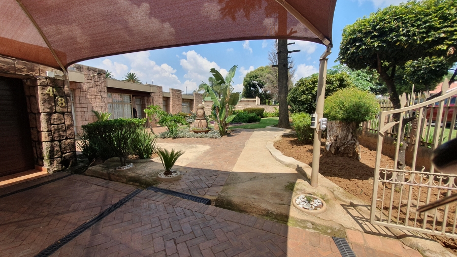 3 Bedroom Property for Sale in Lambton Gauteng