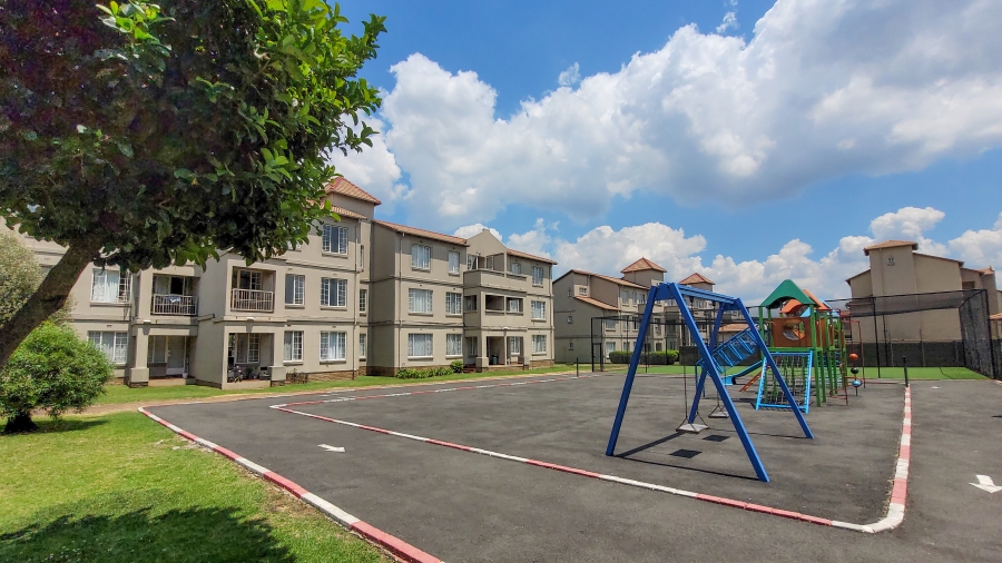 2 Bedroom Property for Sale in Eden Glen Gauteng