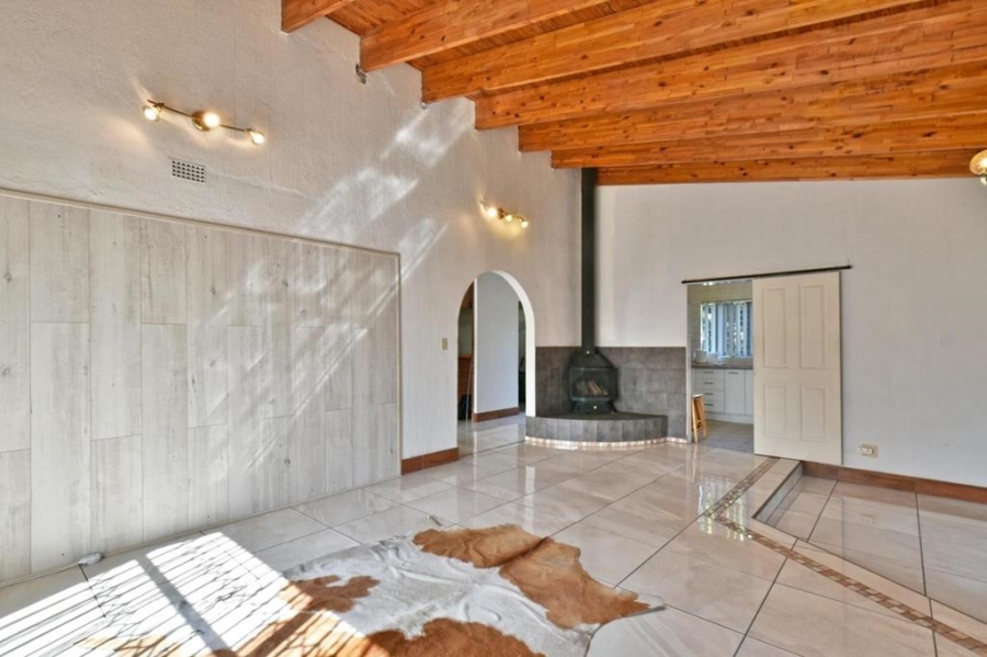 4 Bedroom Property for Sale in Brackenhurst Gauteng