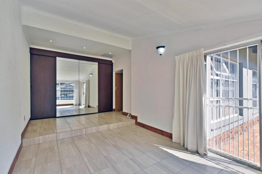 4 Bedroom Property for Sale in Brackenhurst Gauteng