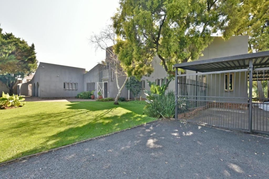 4 Bedroom Property for Sale in Brackenhurst Gauteng