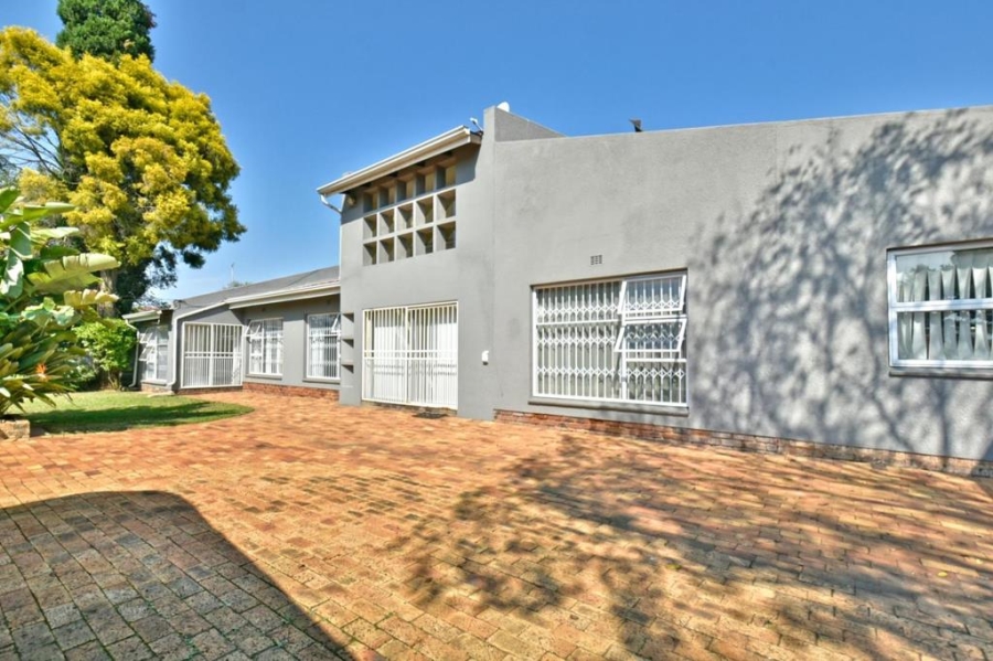 4 Bedroom Property for Sale in Brackenhurst Gauteng