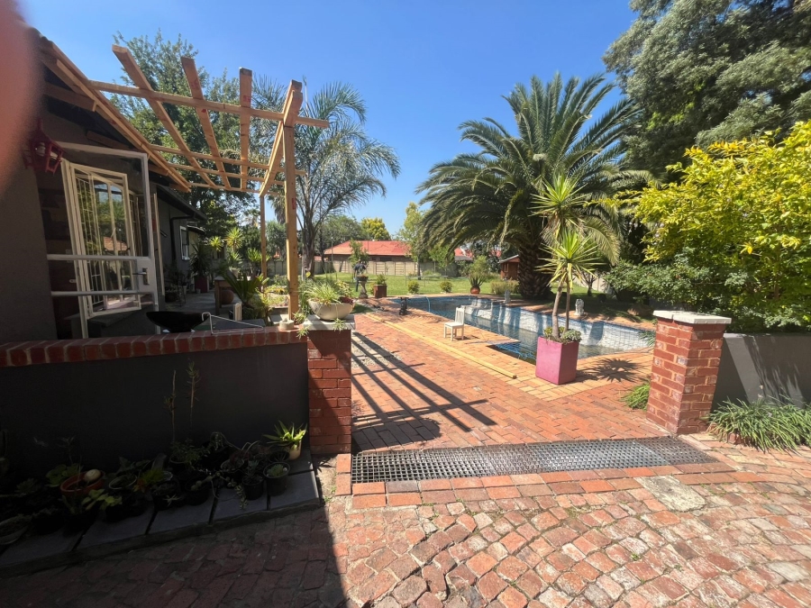 3 Bedroom Property for Sale in Brackenhurst Gauteng