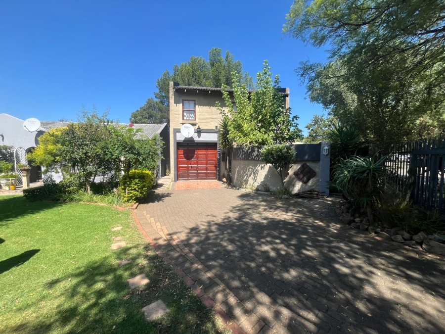 3 Bedroom Property for Sale in Brackenhurst Gauteng