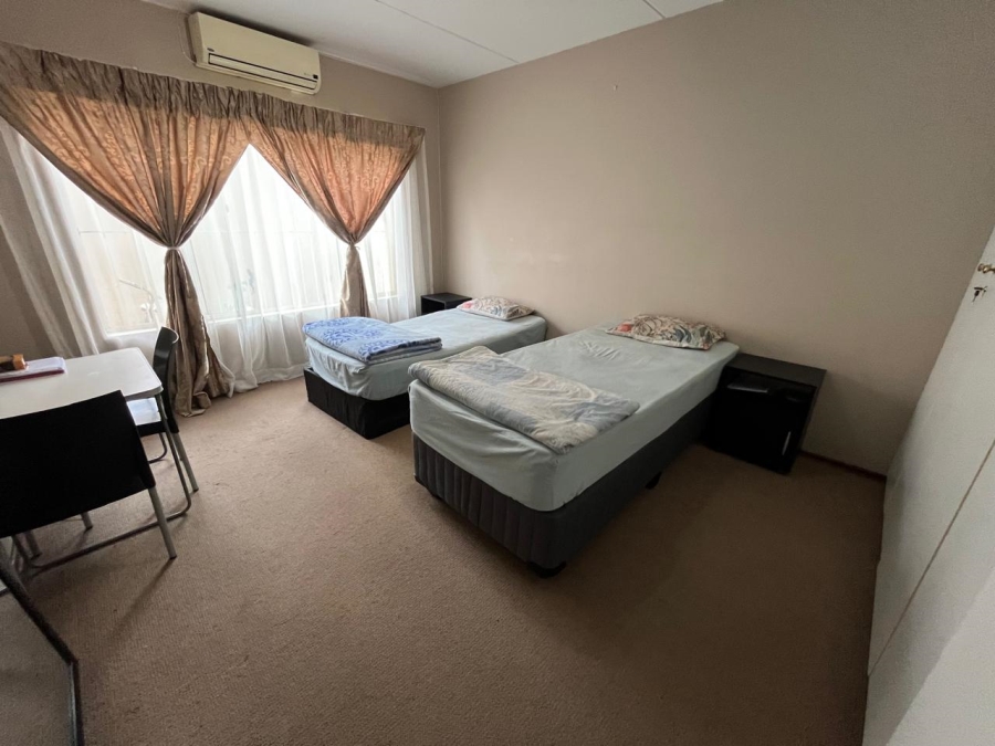 2 Bedroom Property for Sale in New Redruth Gauteng