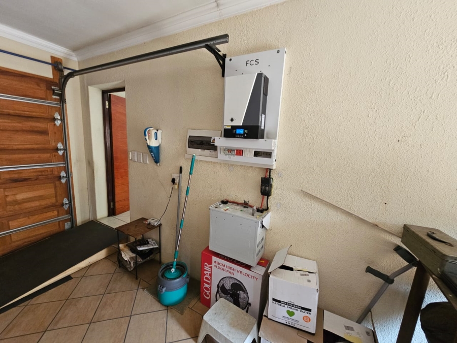 3 Bedroom Property for Sale in New Redruth Gauteng