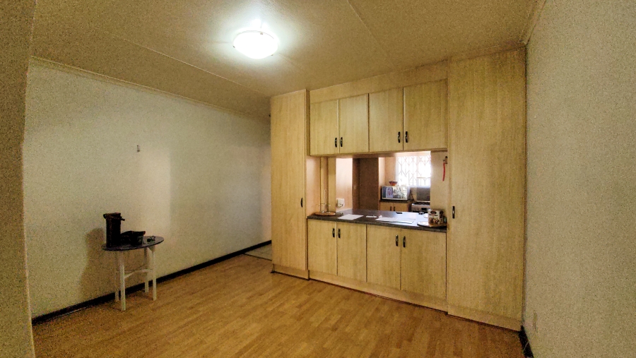 3 Bedroom Property for Sale in Barvallen Gauteng