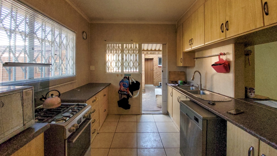 3 Bedroom Property for Sale in Barvallen Gauteng