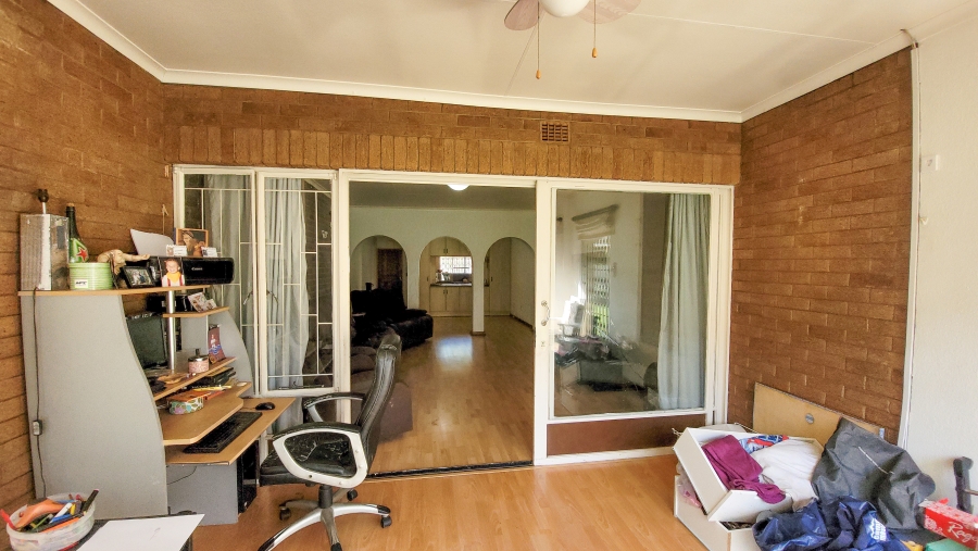 3 Bedroom Property for Sale in Barvallen Gauteng