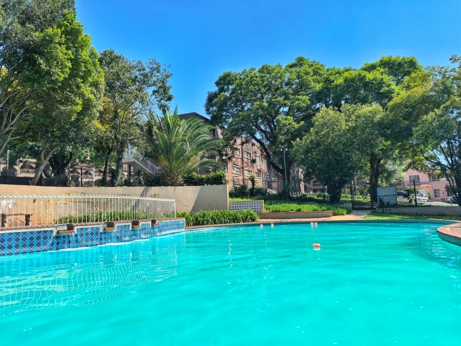 1 Bedroom Property for Sale in Albertville Gauteng