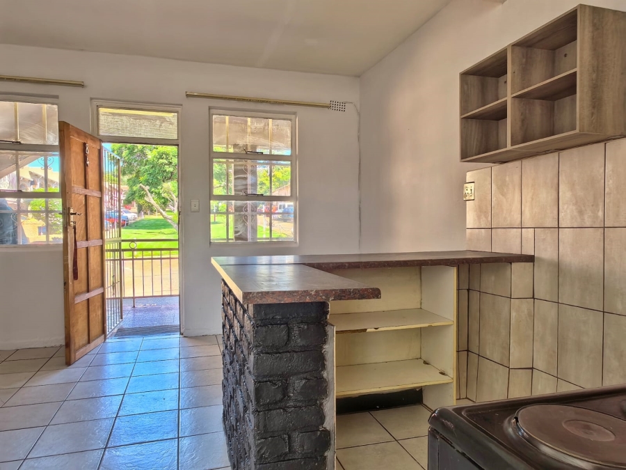 1 Bedroom Property for Sale in Albertville Gauteng
