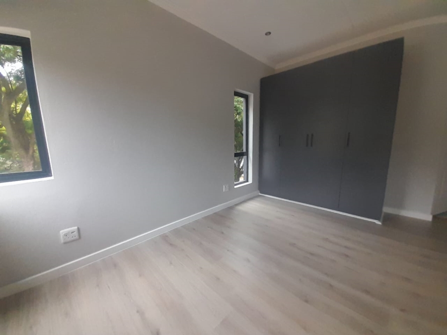 To Let 2 Bedroom Property for Rent in Bryanston Gauteng