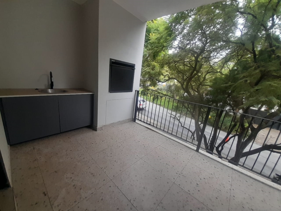 To Let 2 Bedroom Property for Rent in Bryanston Gauteng