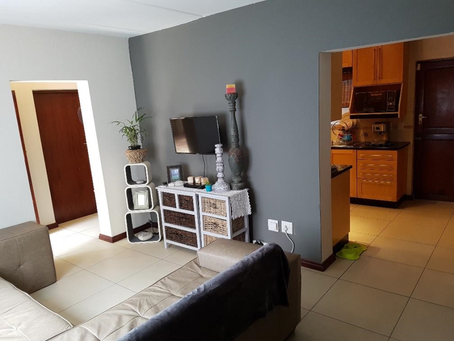 To Let 3 Bedroom Property for Rent in Douglasdale Gauteng