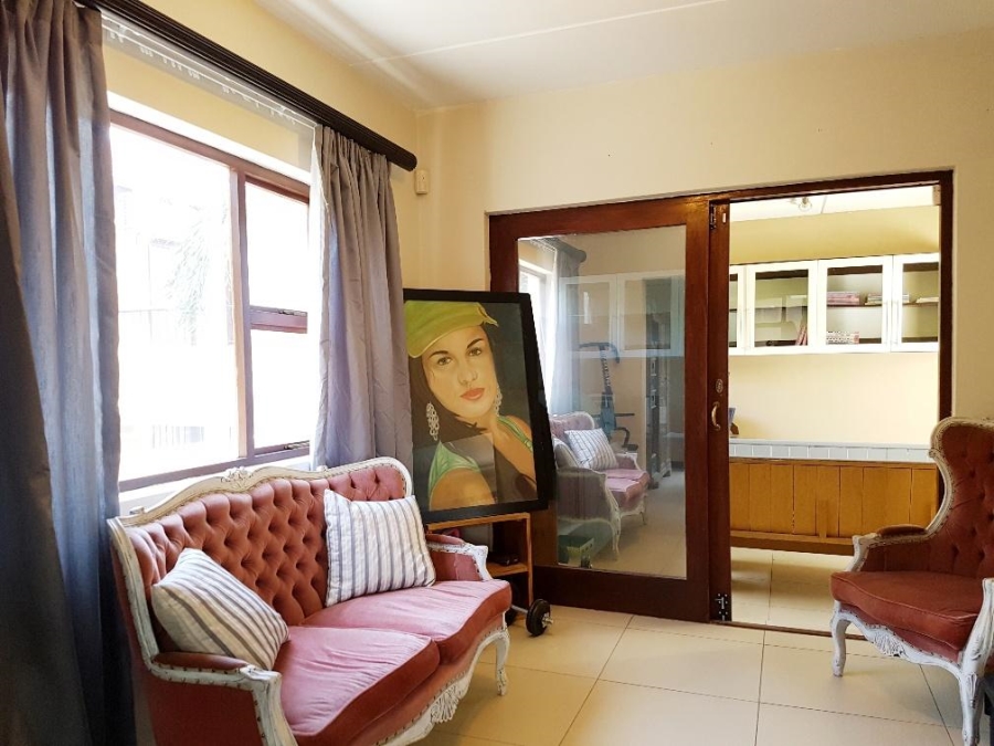 To Let 3 Bedroom Property for Rent in Douglasdale Gauteng