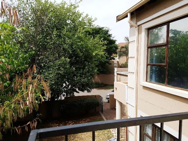 To Let 3 Bedroom Property for Rent in Douglasdale Gauteng