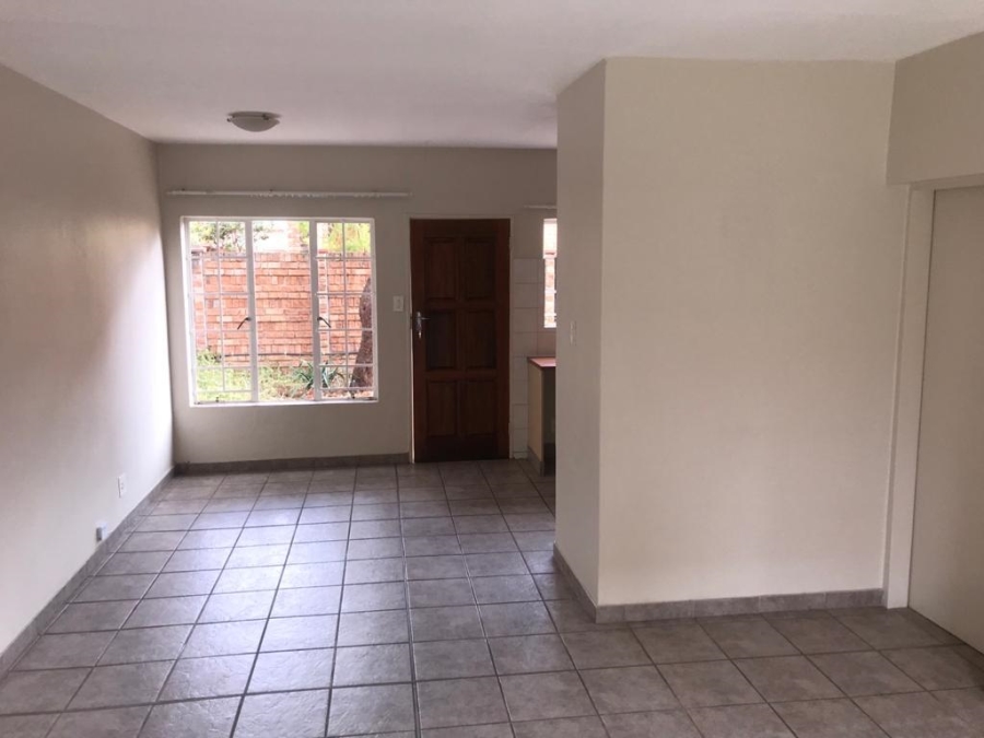 2 Bedroom Property for Sale in Annlin Gauteng