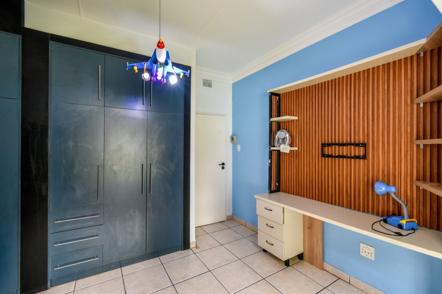 7 Bedroom Property for Sale in Waterkloof Ridge Gauteng