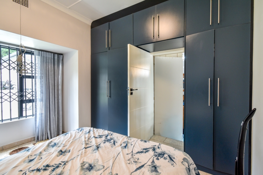 7 Bedroom Property for Sale in Waterkloof Ridge Gauteng