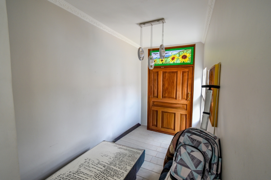 7 Bedroom Property for Sale in Waterkloof Ridge Gauteng