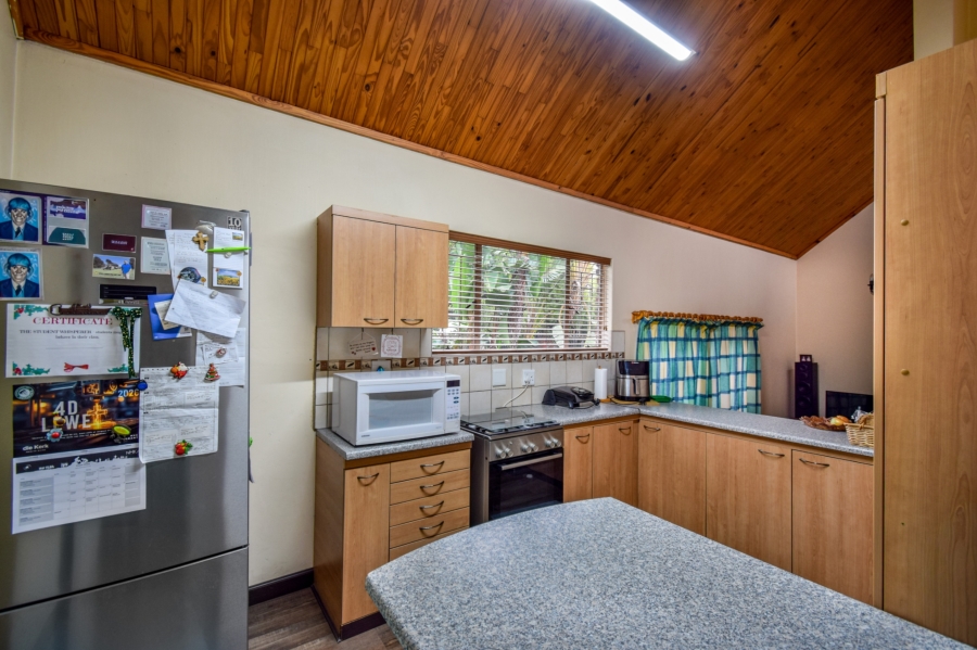 3 Bedroom Property for Sale in Garsfontein Gauteng