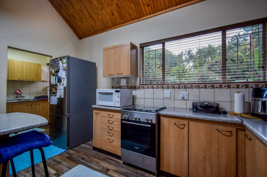 3 Bedroom Property for Sale in Garsfontein Gauteng