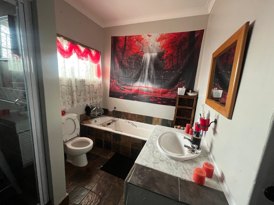 4 Bedroom Property for Sale in Lyttelton Manor Gauteng