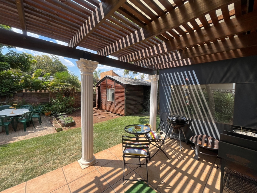 4 Bedroom Property for Sale in Lyttelton Manor Gauteng