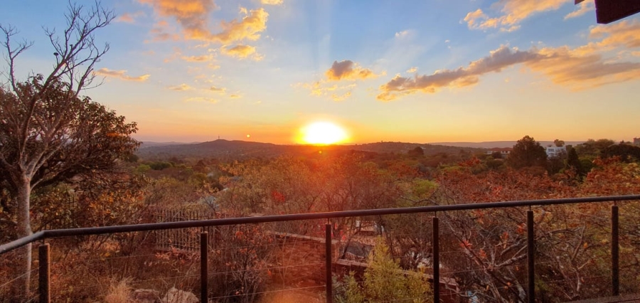 6 Bedroom Property for Sale in Murrayfield Gauteng