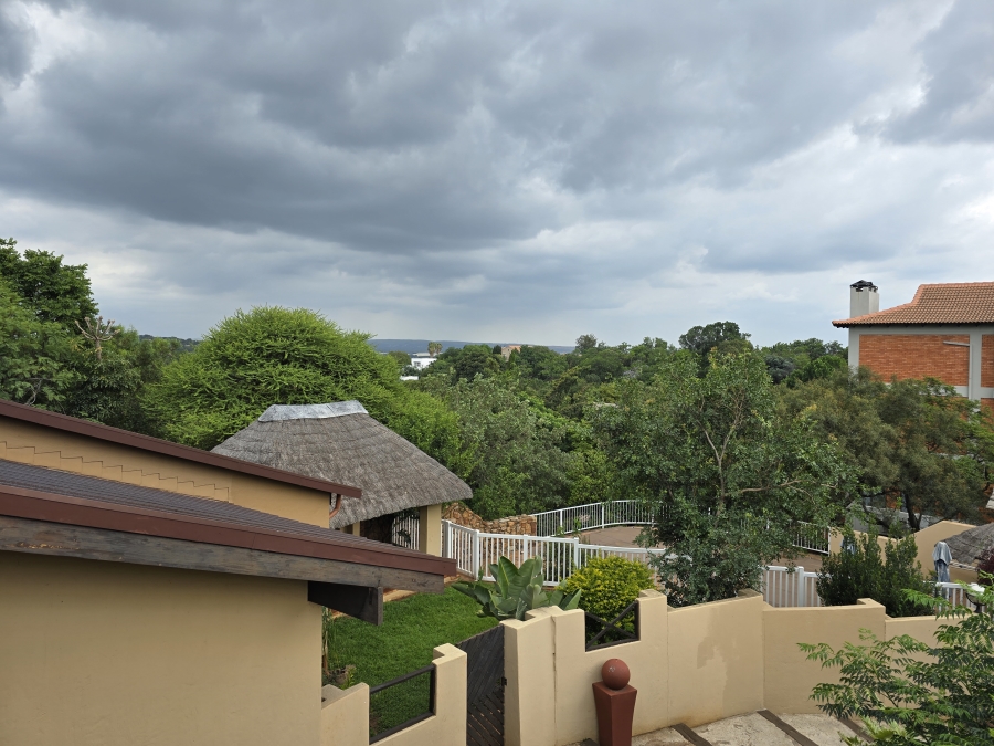6 Bedroom Property for Sale in Murrayfield Gauteng