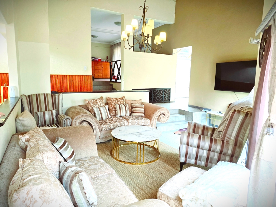 6 Bedroom Property for Sale in Murrayfield Gauteng