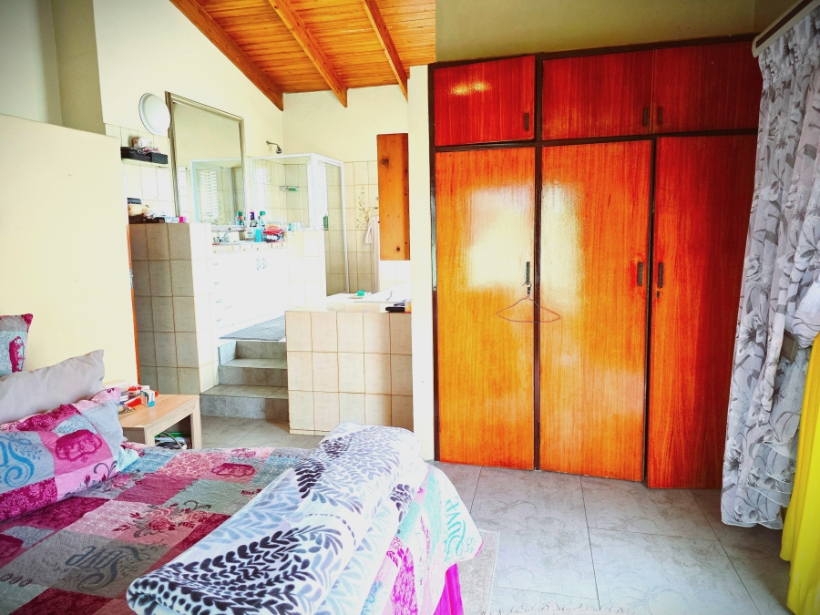 6 Bedroom Property for Sale in Murrayfield Gauteng