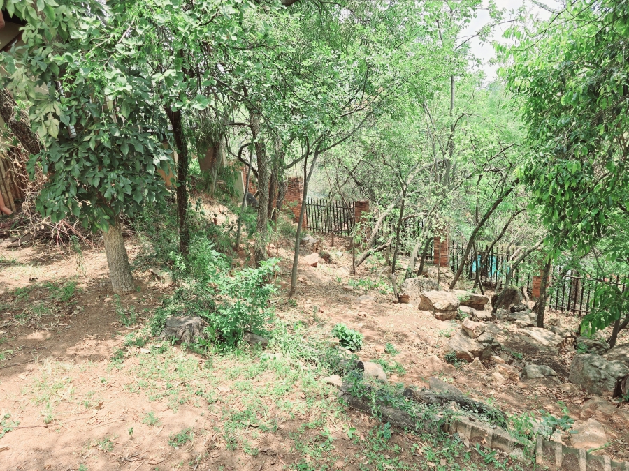 6 Bedroom Property for Sale in Murrayfield Gauteng