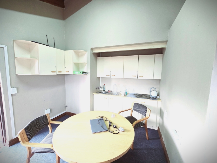 6 Bedroom Property for Sale in Murrayfield Gauteng