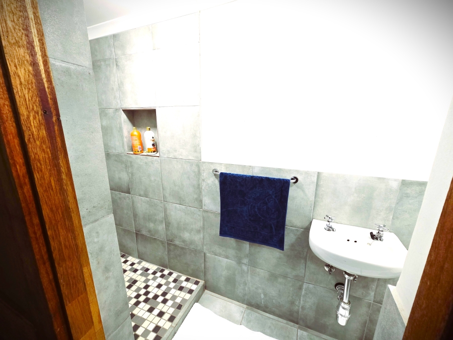 6 Bedroom Property for Sale in Murrayfield Gauteng