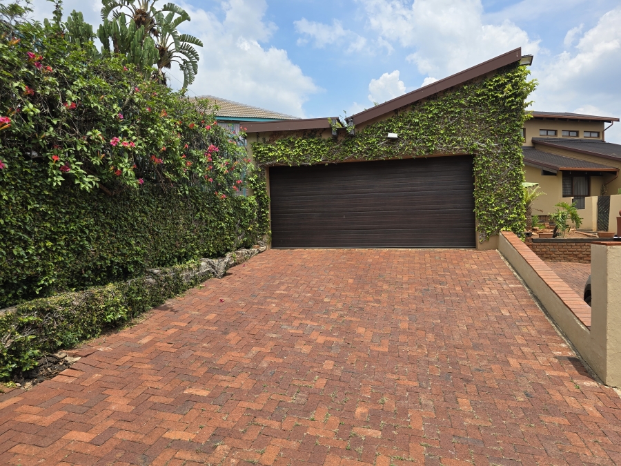 6 Bedroom Property for Sale in Murrayfield Gauteng