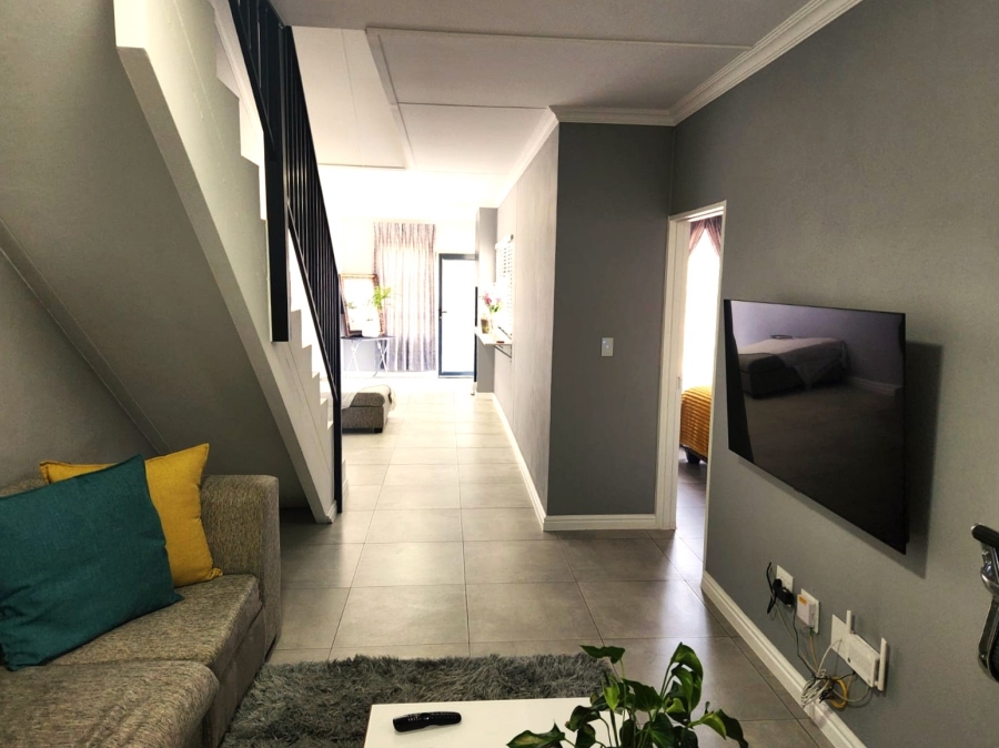 3 Bedroom Property for Sale in Glen Austin Gauteng