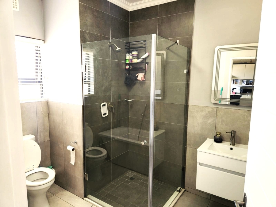 3 Bedroom Property for Sale in Glen Austin Gauteng