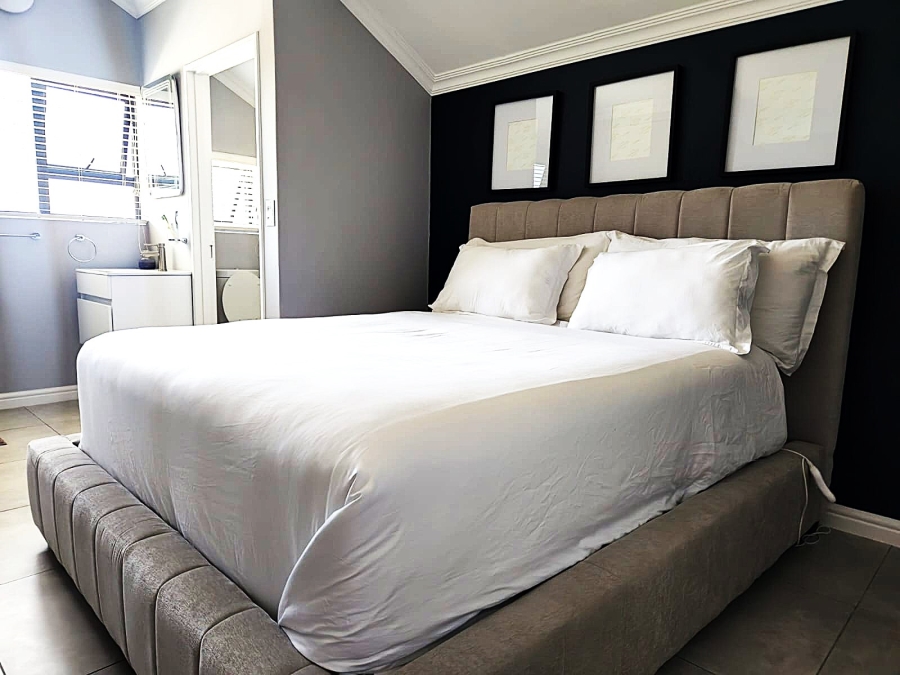 3 Bedroom Property for Sale in Glen Austin Gauteng