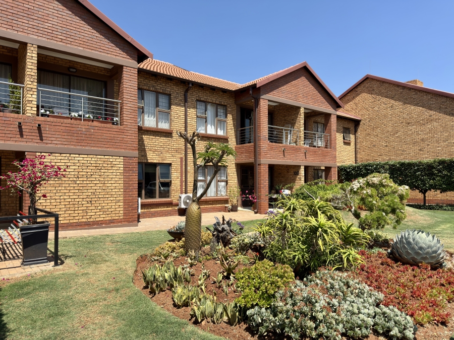 2 Bedroom Property for Sale in Willow Park Manor Gauteng