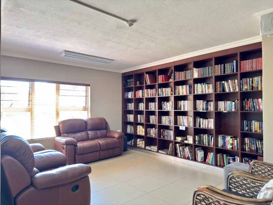 2 Bedroom Property for Sale in Willow Park Manor Gauteng