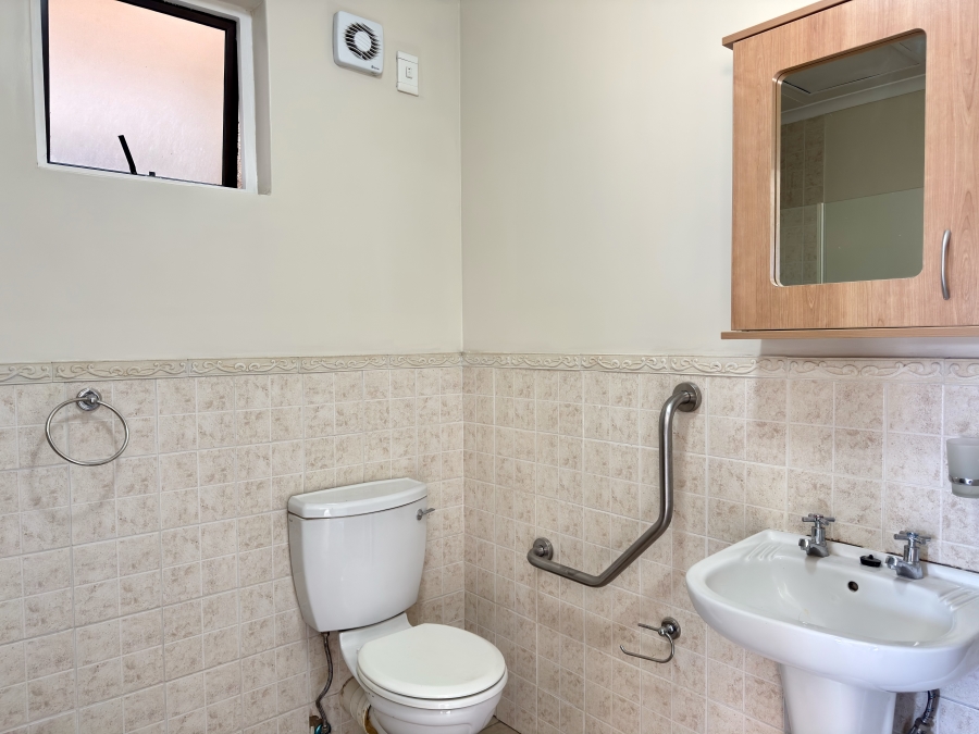 2 Bedroom Property for Sale in Willow Park Manor Gauteng