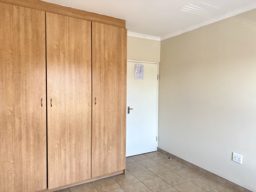 2 Bedroom Property for Sale in Willow Park Manor Gauteng