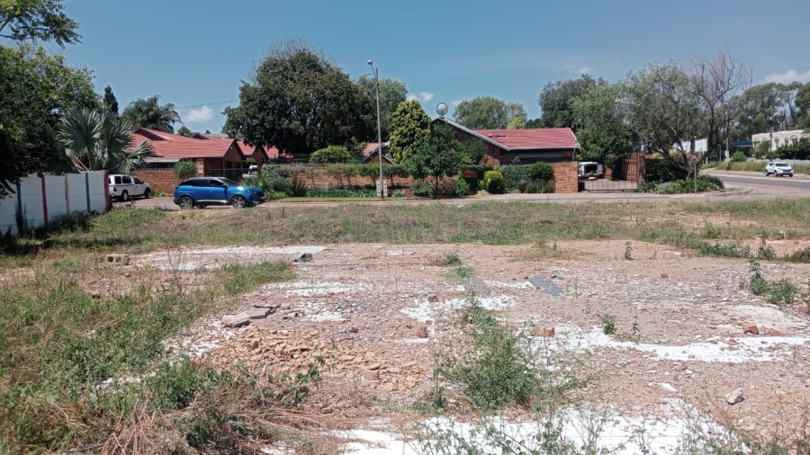 0 Bedroom Property for Sale in Clubview Gauteng