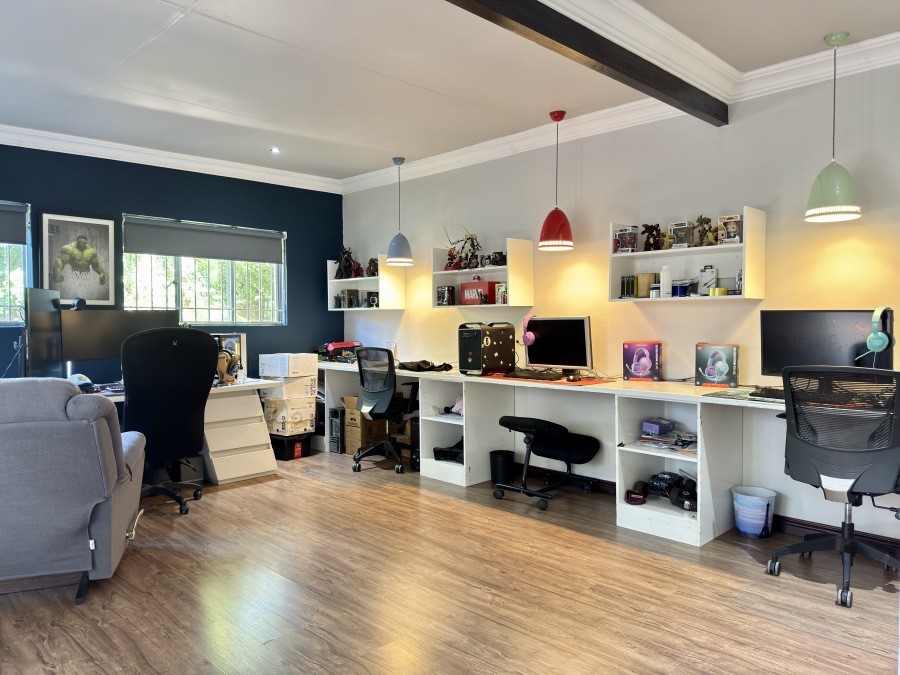 4 Bedroom Property for Sale in Lynnwood Glen Gauteng