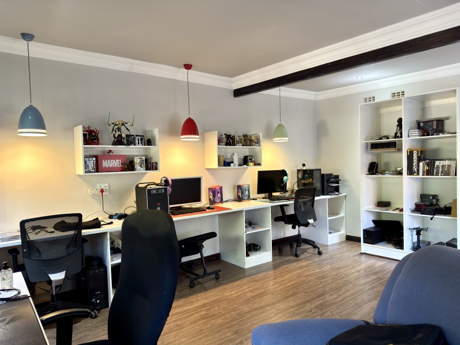 4 Bedroom Property for Sale in Lynnwood Glen Gauteng