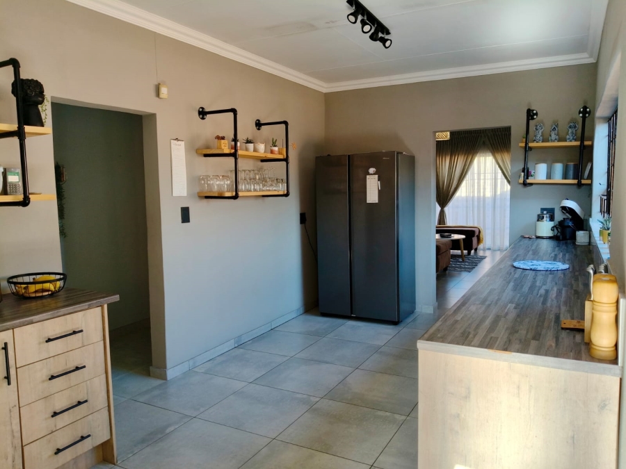 4 Bedroom Property for Sale in Wierda Park Gauteng