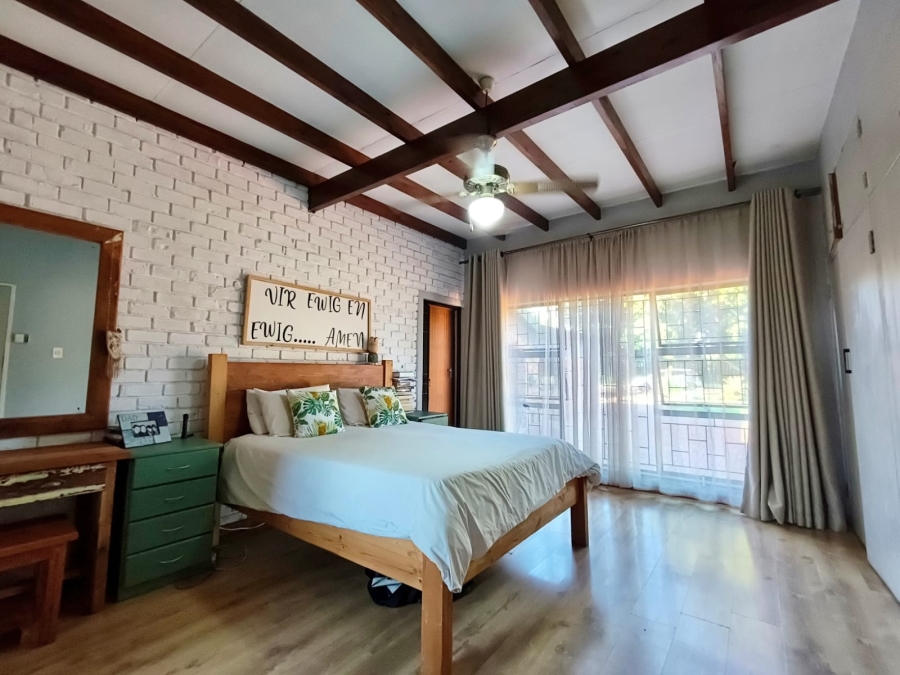 4 Bedroom Property for Sale in Wierda Park Gauteng